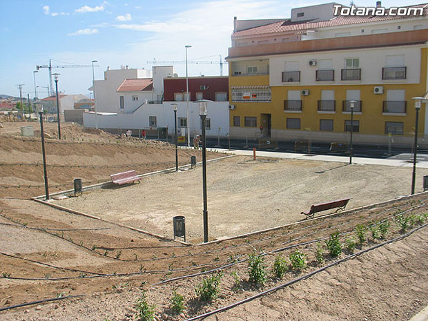 FINALIZAN LAS OBRAS DE URBANIZACIÓN DE LAS VIVIENDAS DE “EL CABECICO”, DONDE SE CONSTRUIRÁN EN TORNO A LAS 150 VIVIENDAS PARA JÓVENES (2008), Foto 1