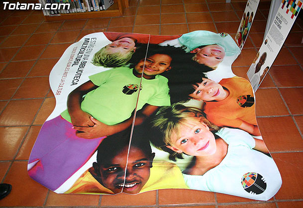 LA BIBLIOTECA MUNICIPAL DE TOTANA SE ADHIERE AL PROYECTO “BIBLIOTECA PARA TODOS: TODOS IGUALES ANTE LA CULTURA”, Foto 1