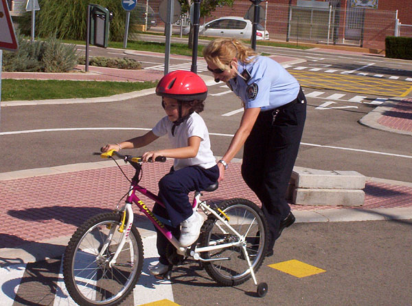 COMIENZA EL CURSO ESCOLAR 2005/2006 DE LA ESCUELA DE EDUCACIÓN VIAL DE LA POLICIA LOCAL DE TOTANA, Foto 5