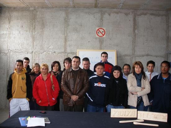 SE INAUGURA EL PROGRAMA DE INICIACIÓN PROFESIONAL PARA EL EMPLEO EN LA MODALIDAD DE OPERARIO DE CARPINTERÍA, Foto 2