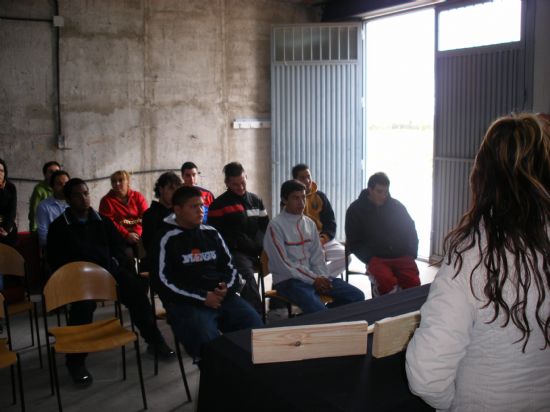 SE INAUGURA EL PROGRAMA DE INICIACIÓN PROFESIONAL PARA EL EMPLEO EN LA MODALIDAD DE OPERARIO DE CARPINTERÍA, Foto 3