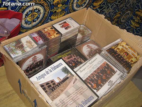 “AMIGOS DE LA HABANERA” PRESENTÓ SU NUEVO CD EN EL QUE INTERPRETAN MÁS DE UNA DECENA DE VILLANCICOS, Foto 1