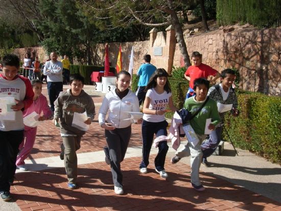UN TOTAL DE 80 ESCOLARES DE LOS DIFERENTES CENTROS DE ENSEÑANZA DEL MUNICIPIO PARTICIPAN EN LA JORNADA ESCOLAR DE ORIENTACIÓN EN LA SANTA, ORGANIZADA POR LA CONCEJALÍA DE DEPORTES Y EL CLUB DE ORIENTACIÓN DE TOTANA, Foto 6