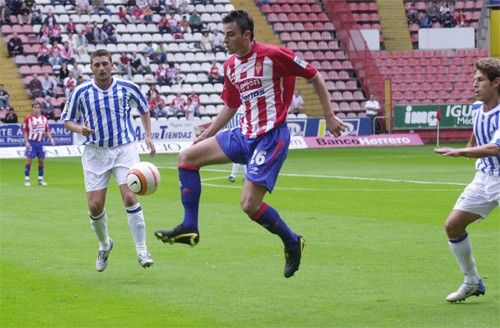 ALUMNOS DE LA ESCUELA DE FÚTBOL ASISTIRÁN MAÑANA AL ESTADIO MUNICIPAL FRANCISCO ARTÉS CARRASCO DE LORCA PARA DISFRUTAR DEL ENCUENTRO DE 2ª DIVISIÓN ENTRE EL LORCA DEPORTIVA Y EL SPORTING DE GIJÓN, Foto 1