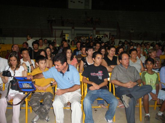 EL ESTRENO EN CASTELLANO DE LA OBRA DE TEATRO “CUANDO VOLVER NO EXISTE” CONGREGÓ A CERCA DE CUATROCIENTAS PERSONAS EN EL AUDITORIO DEL PARQUE MUNICIPAL “MARCOS ORTIZ”, Foto 2