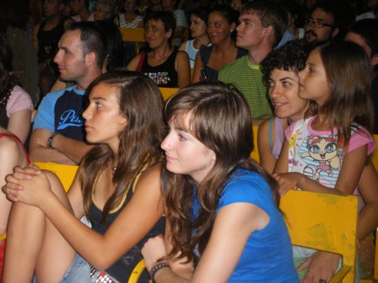 EL ESTRENO EN CASTELLANO DE LA OBRA DE TEATRO “CUANDO VOLVER NO EXISTE” CONGREGÓ A CERCA DE CUATROCIENTAS PERSONAS EN EL AUDITORIO DEL PARQUE MUNICIPAL “MARCOS ORTIZ”, Foto 3