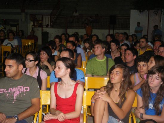 EL ESTRENO EN CASTELLANO DE LA OBRA DE TEATRO “CUANDO VOLVER NO EXISTE” CONGREGÓ A CERCA DE CUATROCIENTAS PERSONAS EN EL AUDITORIO DEL PARQUE MUNICIPAL “MARCOS ORTIZ”, Foto 6