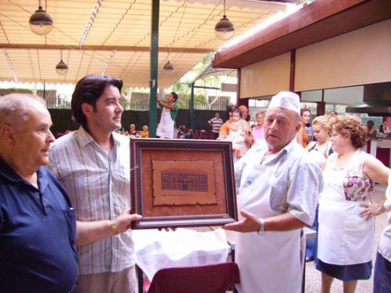 REPRESENTANTES DEL CENTRO MUNICIPAL DE PERSONAS MAYORES Y LA RESIDENCIA LA PURÍSIMA REALIZAN UNA SALIDA CULTURAL A LORCA, Foto 4