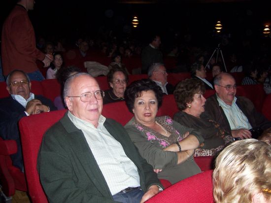 LA MÚSICA POPULAR CON SABOR LATINO Y ENTRAÑABALE DEL GRUPO “LOS PARRANDBOLEROS” SEDUCE A UN PÚBLICO TOTANERO QUE COMPLETÓ EL AFORO DEL CINE VELASCO, Foto 8
