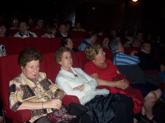 LA MÚSICA POPULAR CON SABOR LATINO Y ENTRAÑABALE DEL GRUPO “LOS PARRANDBOLEROS” SEDUCE A UN PÚBLICO TOTANERO QUE COMPLETÓ EL AFORO DEL CINE VELASCO, Foto 9