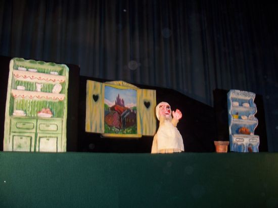 ARRANCA LA “XVI SEMANA TEATRO INFANTIL”, QUE SE CELEBRARÁ HASTA EL 21 DE NOVIEMBRE EN EL CENTRO SOCIOCULTURAL “LA CÁRCEL”, CON LA REPRESENTACIÓN DE LA OBRA DE TÍTERES Y MARIONETAS “LA CENICIENTA”, Foto 1
