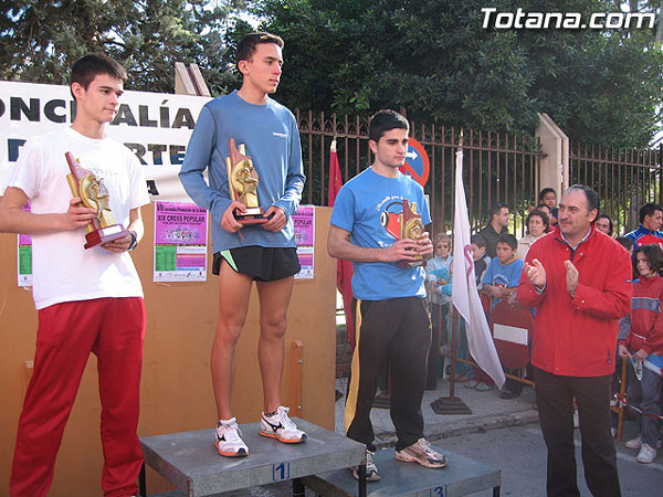 El XIX CROSS POPULAR CONTÓ CON LA PARTICIPACIÓN DE 325 ATLETAS, Foto 1