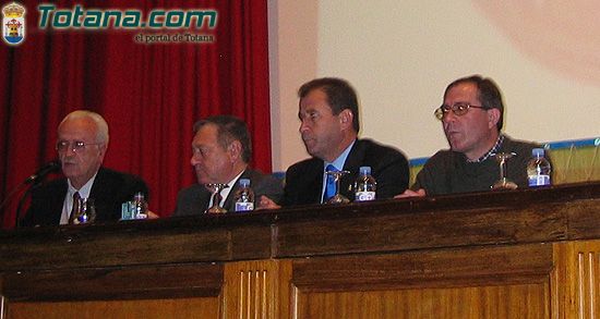 El director de Museo Nacional de Arte Romano de Mérida pronuncia conferencia magistral sobre la figura de Santa Eulalia de Mérida, Foto 1