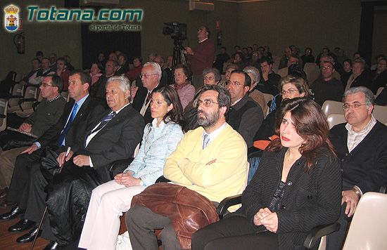 El director de Museo Nacional de Arte Romano de Mérida pronuncia conferencia magistral sobre la figura de Santa Eulalia de Mérida, Foto 3