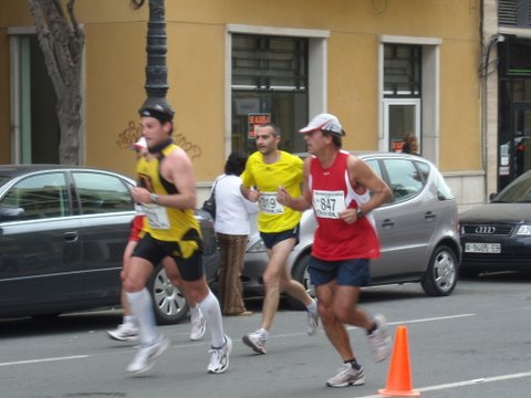 EL CLUB ATLETISMO TOTANA-OPTICA SANTA EULALIA EN LA X MEDIA MARATÓN “CIUDAD DE ORIHUELA”, Foto 1