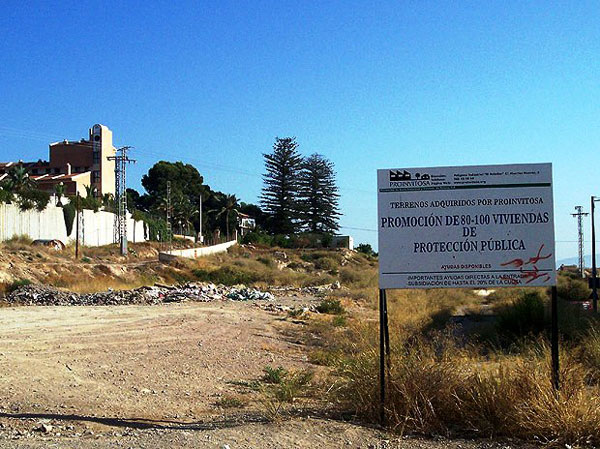 IZQUIERDA UNIDA DICE EL PARTIDO POPULAR REINCIDE EN EL ENGAÑO AL PUEBLO DE TOTANA, CUANDO DICE QUE VA A HACER 400 VIVIENDAS Y NO HA HECHO NINGUNA EN ESTOS CUATRO AÑOS GOBERNANDO EL AYUNTAMIENTO, Foto 1