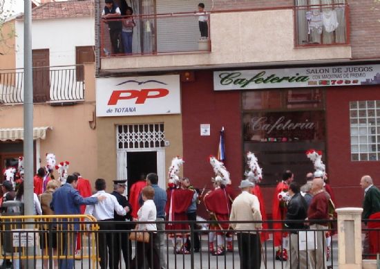 IZQUIERDA UNIDA DE TOTANA DENUNCIA LA MANIPULACIÓN DE LAS COSTUMBRES DE SEMANA SANTA POR PARTE DEL PP, Foto 1