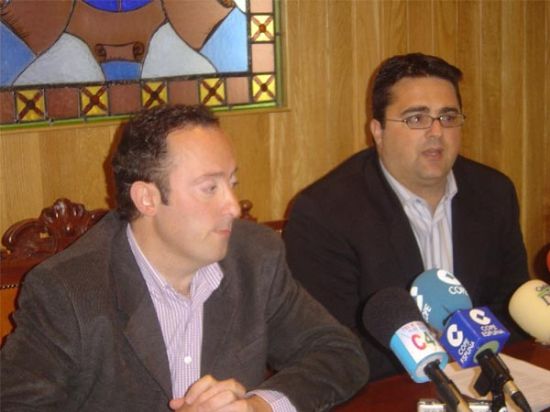 CONCEJALÍAS DE EDUCACIÓN Y COOPERACIÓN AL DESARROLLO PONEN EN MARCHA CAMPAÑA DE SENSIBILIZACIÓN EN EL CAMPO DE LA EDUCACIÓN EN VALORES EN LOS CENTROS DE ENSEÑANZA , Foto 1