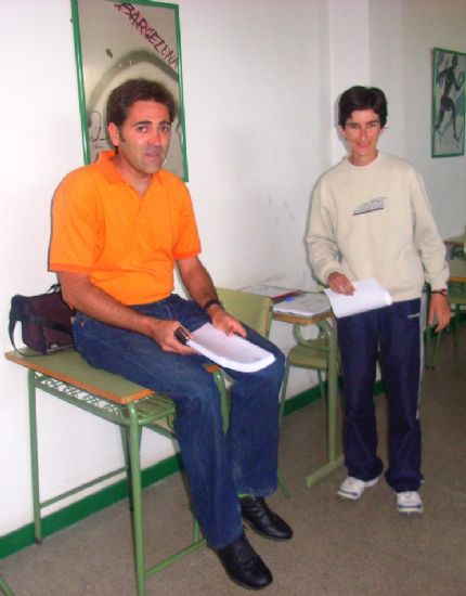 COMIENZA EL CURSO DE “MONITOR DE BALONMANO”, QUE SE DESARROLLARÁ HASTA EL 31 DE MAYO EN LA SALA ESCOLAR DE LA LOCALIDAD, CON LA PARTICIPACIÓN DE UN TOTAL DE TRECE ALUMNOS (2008), Foto 2