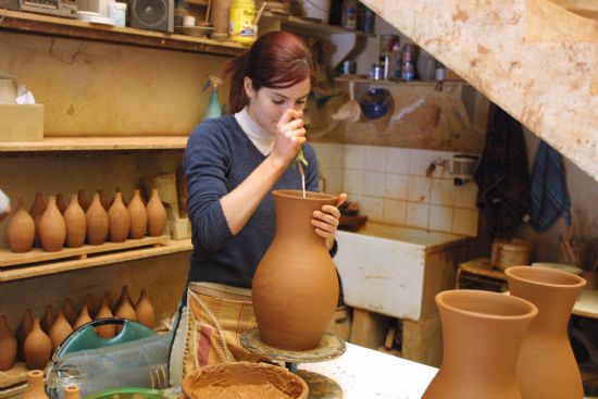 EL AYUNTAMIENTO DE TOTANA VA A RENDIR UN HOMENAJE A LOS ARTESANOS DE TOTANA POR SU TRADICIÓN ALFARERA, Foto 2