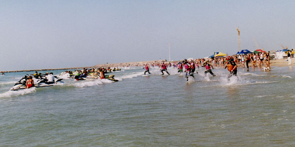 El Totanero Antonio Costa se mantiene líder en la 2ª prueba  del  Open Nacional de motos de agua celebrado en Castellón, Foto 2