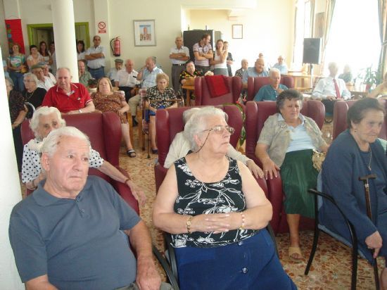 LA CONCEJALIA DE SERVICIOS AL CIUDADANO Y “SALUS INFIRMORUM” ORGANIZAN EL VII ENCUENTRO DE VOLUNTARIADO DEL 13 DE NOVIEMBRE AL 1 DE DICIEMBRE (2006), Foto 1