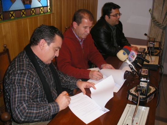 LA CONCEJALIA DE SERVICIOS AL CIUDADANO APOYA ECONÓMICAMENTE A VARIAS ASOCIACIONES DEL MUNICIPIO PARA EL DESARROLLO DE ACCIONES CONJUNTAS Y LA REALIZACIÓN DE PROYECTOS, Foto 2