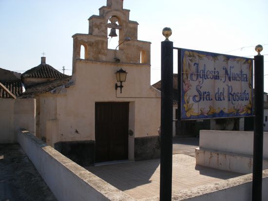 LA SEGUNDA FASE DE LAS OBRAS DE REHABILITACIÓN DE LA ERMITA DE NUESTRA SEÑORA DEL ROSARIO Y LOS SALONES PARROQUIALES DE CANTAREROS Y PARETÓN SE EJECUTARÁ EN 6 MESES POR MEDIO DE UN PRESUPUESTO DE MÁS DE 73.400 EUROS EN TOTAL, Foto 1