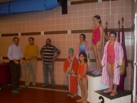 UN TOTAL DE 32 NADADORES DE TOTANA PARTICIPAN EN EL “I TROFEO DE NATACIÓN INTERESCUELAS VALLE DE GUADALENTÍN” CELEBRADO EN LORCA (2008), Foto 7