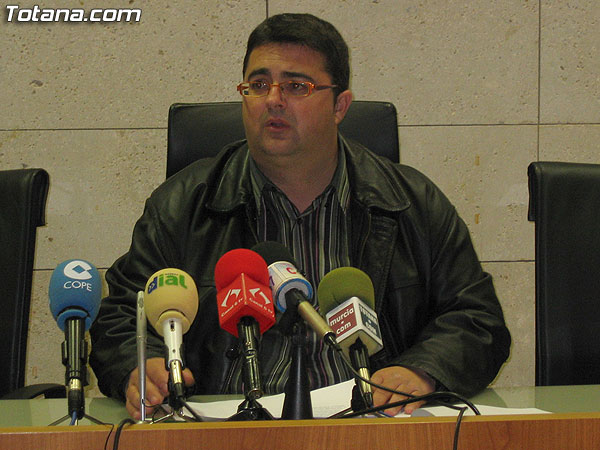 LA RECIÉN CREADA ASOCIACIÓN DE ENFERMEDADES RARAS “D´GENES” CELEBRA SU PRIMERA ASAMBLEA, Foto 1