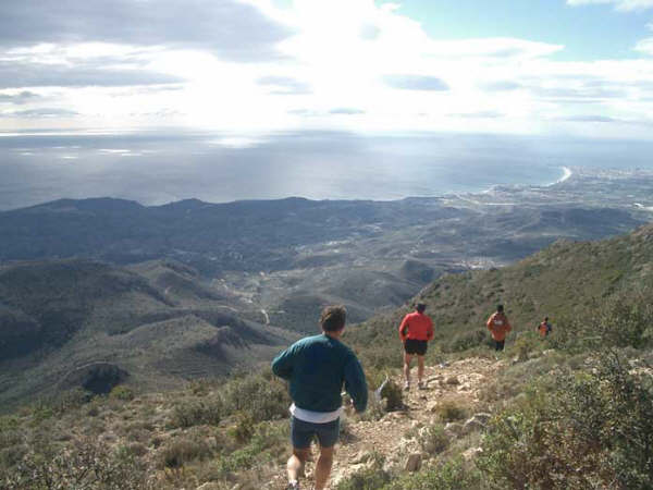 EL PASADO DOMINGO 11 FUE MUY ACTIVO PARA LOS MIEMBROS DEL CLUB DE ATLETISMO ÓPTICA SANTA EULALIA, Foto 1