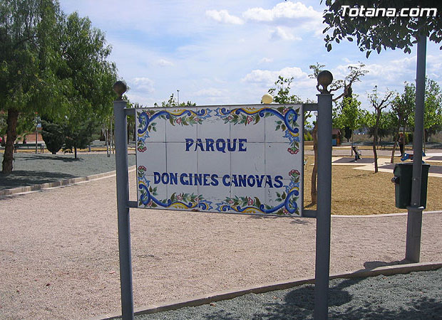 FINALIZAN LAS OBRAS DE ACONDICONAMIENTO INTEGRAL DEL JARDÍN DE “DON GINÉS CÁNOVAS”, UBICADO EN EL BARRIO TIROL-CAMILLERI, Foto 1