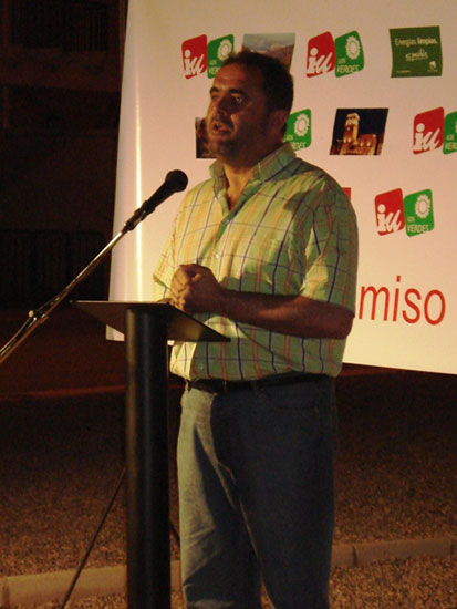 MAS DE 150 VECINOS DEL BARRIO TIROL CAMILLERI ASISTEN AL MITIN DE INICIO DE CAMPAÑA DE IU + LOS VERDES EN EL JARDIN DE BUERO VALLEJO, Foto 6