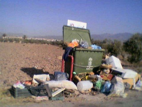 SEGUN IU EL AYUNTAMIENTO DE TOTANA DA MARCHA ATRÁS EN EL CONCURSO DE RECOGIDA DE BASURA, 6 MESES DESPUÉS DE INICIAR EL PROCESO. UN CASO SIN PRECEDENTES EN LA REGIÓN, Foto 1