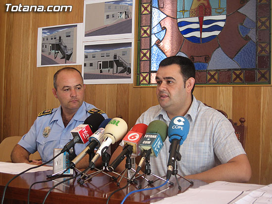 EL AYUNTAMIENTO DE TOTANA REMODELARÁ EL EDIFICIO DE LA PLAZA DE ABASTOS PARA UBICAR LAS NUEVAS DEPENDENCIAS DE LA POLICÍA LOCAL, Foto 1