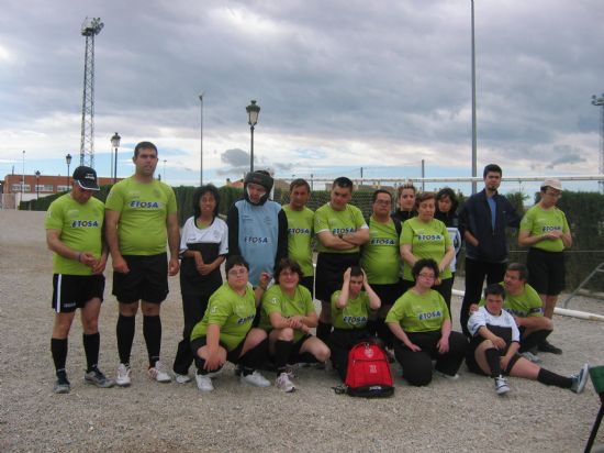 UNA VEINTENA DE ALUMNOS DEL CENTRO OCUPACIONAL “JOSÉ MOYA” PARTICIPA EN EL CAMPEONATO REGIONAL DE FÚTBOL 7 CELEBRADO EN MOLINA DE SEGURA (2008), Foto 1