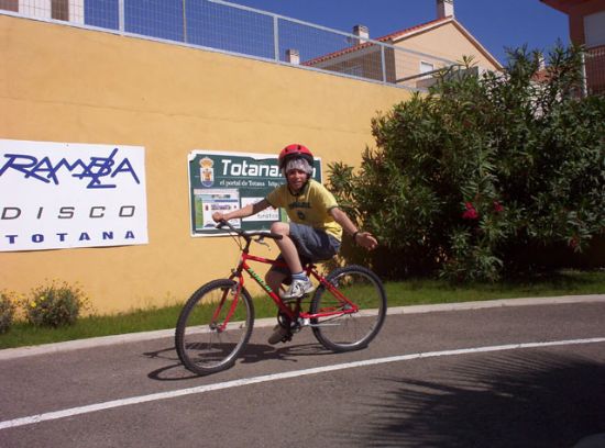 LOS COLEGIOS DE El CHIRIVEL Y DE MARIA DE LA VECINA PROVINCIA DE ALMERIA, PRACTICAN SEGURIDAD VIAL EN EL PARQUE DE EDUCACION VIAL DE TOTANA, Foto 1