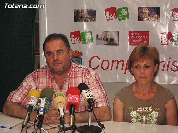 EL CANDIDATO DE IU + LOS VERDES EN TOTANA, PEDRO MARTÍNEZ, ASEGURA QUE SUBVENCIONARÁ LA MATRÍCULA A ESTUDIANTES UNIVERSITARIOS, Foto 3