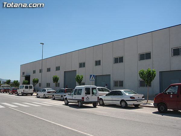 EL CENTRO DE DESARROLLO II “VIVERO DE EMPRESAS” CUENTA CON MÁS DE 1.800 METROS CUADRADOS Y UN PRESUPUESTO DE 800.000 EUROS PARA LA FORMACIÓN E INTEGRACIÓN LABORAL DE MÁS DE 70 JÓVENES Y MUJERES DEL MUNICIPIO, Foto 1