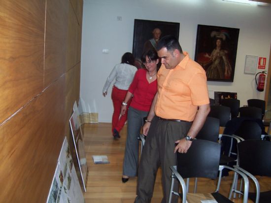 LOS TRABAJOS PRESENTADOS AL CONCURSO DE IDEAS PARA LA “REMODELACIÓN DE LA PLAZA DE LA BALSA VIEJA” ESTARÁN EXPUESTOS EN LA SALA MUNICIPAL DE EXPOSICIONES “GREGORIO CEBRIÁN” HASTA EL PRÓXIMO JUEVES 22 DE MAYO, Foto 4