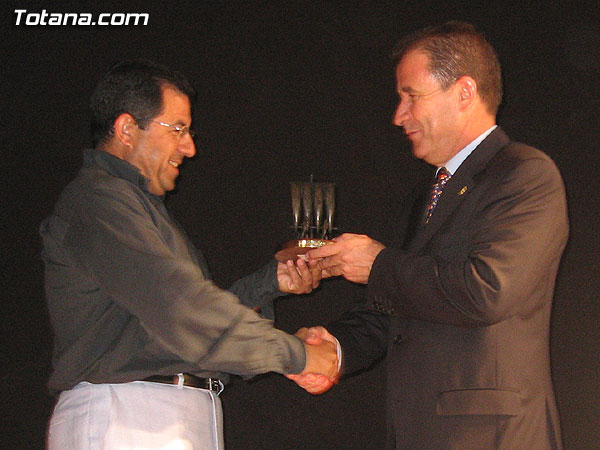 EL ALCALDE DE TOTANA PREGONÓ LAS FIESTAS PATRONALES DE LA PEDANÍA MAZARRONERA DE LEIVA, Foto 1