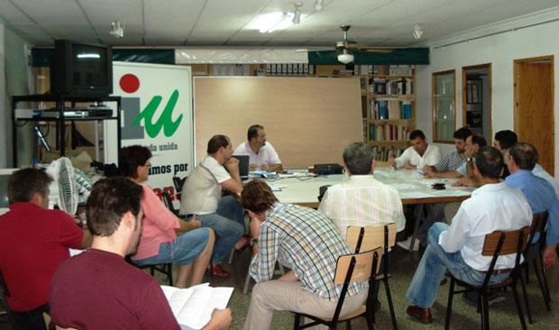 DIRIGENTES Y CARGOS PÚBLICOS DE IU EN LA COMARCA DEL GUADALENTIN SE REUNEN EN TOTANA PARA PREPARAR LA PRECAMPAÑA ELECTORAL Y DISEÑAR ESTRATEGIAS, Foto 1