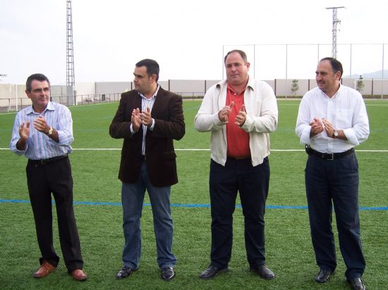 PRESENTAN EN EL CAMPO DE FÚTBOL BERNARDO CÁNOVAS DE EL PARETÓN A LOS EQUIPOS DE LAS TRES CATEGORÍAS DE PRIMERA TERRITORIAL DEL CAMPEONATO INTER-ESCUELAS, Foto 2