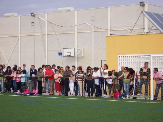 PRESENTAN EN EL CAMPO DE FÚTBOL BERNARDO CÁNOVAS DE EL PARETÓN A LOS EQUIPOS DE LAS TRES CATEGORÍAS DE PRIMERA TERRITORIAL DEL CAMPEONATO INTER-ESCUELAS, Foto 5