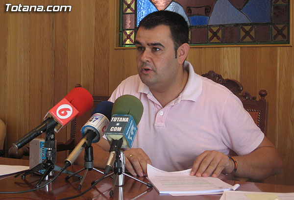 EL PP ASEGURA QUE EL PSOE SOLUCIONA EL PROBLEMA DEL AGUA SUBIENDO EL PRECIO A COSTA DE LOS USUARIOS CON LA OPOSICIÓN DEL PARTIDO POPULAR, Foto 1