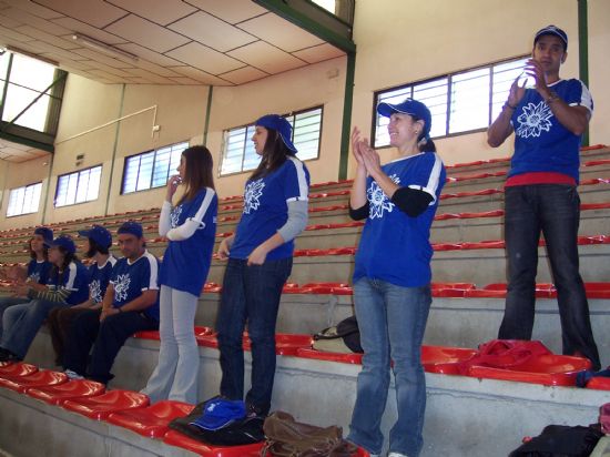 EL PABELLÓN MUNICIPAL DE DEPORTES ACOGE UNA CONVIVENCIA DE REINSERCIÓN SOCIAL ENTRE USUARIOS DEL CENTRO DE DÍA “HELIOTROPOS” Y RECLUSOS DEL CENTRO PENITENCIARIO QUE SE ENCUENTRAN EN TERCER GRADO (2008), Foto 4