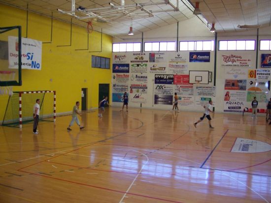 EL PABELLÓN MUNICIPAL DE DEPORTES ACOGE UNA CONVIVENCIA DE REINSERCIÓN SOCIAL ENTRE USUARIOS DEL CENTRO DE DÍA “HELIOTROPOS” Y RECLUSOS DEL CENTRO PENITENCIARIO QUE SE ENCUENTRAN EN TERCER GRADO (2008), Foto 6