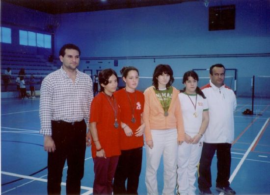 33 ESCOLARES TOTANEROS PARTICIPARON EN LA FINAL REGIONAL DE BADMINTON DE DEPORTE ESCOLAR CELEBRADA EL PASADO SÁBADO 13 DE MAYO EN TORRES DE COTILLAS, CON SIETE CAMPEONES REGIONALES EN DIFERENTES CATEGORÍAS, Foto 4