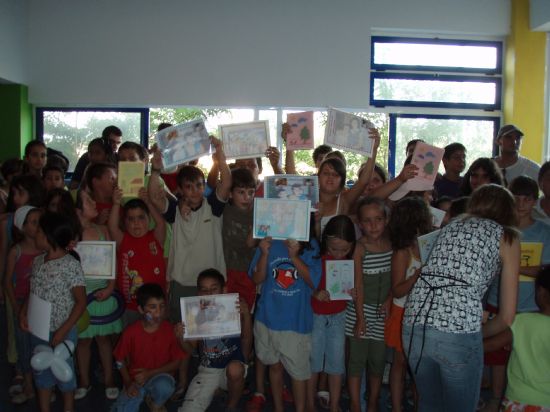 LOS PROYECTOS DE “PROMOCIÓN EDUCATIVA” Y “DINAMIZACIÓN SOCIAL EN BARRIOS” QUE LLEVA A CABO “EL CANDIL” SE DESPIDEN DURANTE LA ÉPOCA ESTIVAL CON LA CELEBRACIÓN DE UNA GRAN FIESTA EN LA EDUTECA “PUZZLE”, Foto 8