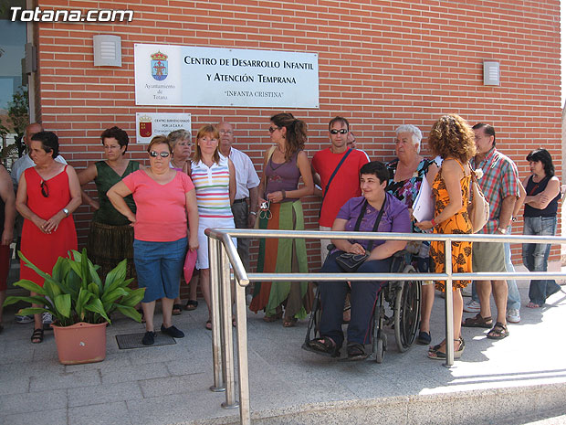 EL SERVICIO DE APOYO PSICOSOCIAL SE DESPIDE DE SUS ALUMNOS DURANTE LOS MESES DE VERANO CON LA CLAUSURA DE LAS CLASES QUE SE IMPARTEN EN EL CENTRO, Foto 2
